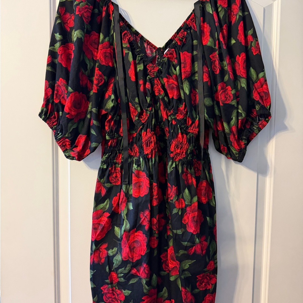 Old Navy Red Rose Puff Sleeve Dress | XL | Stretchy & Flattering 🌹